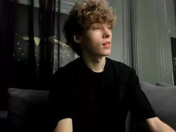 curlytwinkboy from Chaturbate is Freechat
