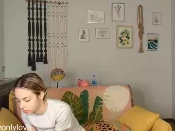 daddyonlyloveme from Chaturbate