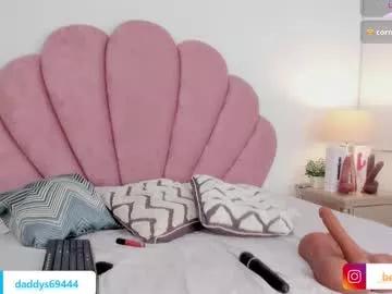 daddysgirrl1_ from Chaturbate