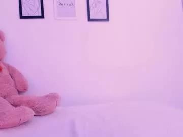 dannahyde from Chaturbate