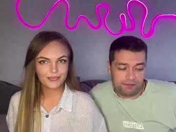 deeplookscouple from Chaturbate