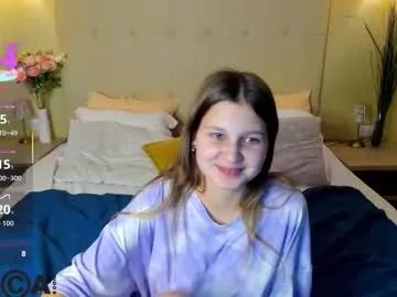 elle_ellise from Chaturbate