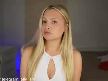 elly_ary from Chaturbate