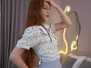ellyl from Chaturbate