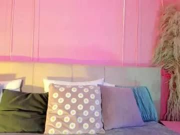 emelyy_carter from Chaturbate