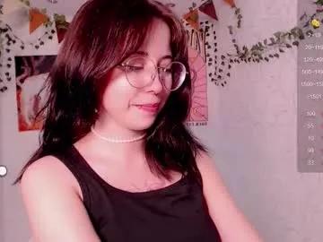emmae__ from Chaturbate