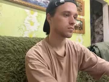 eric_blond from Chaturbate