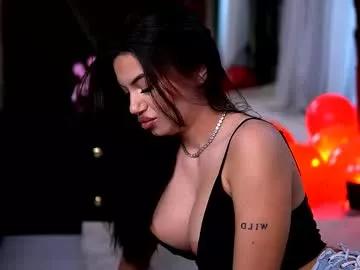 esmeluv from Chaturbate
