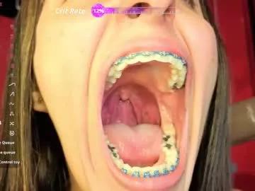 evva_bdsm from Chaturbate