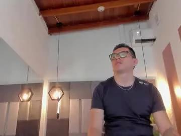 Naked Room freyalane 