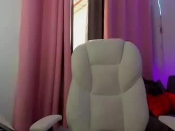 Naked Room gaby_foox 