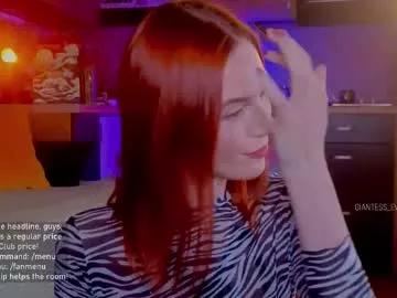 Naked Room giantess_eva 
