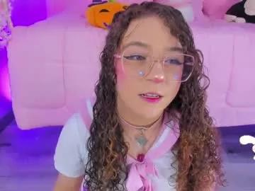 hannacutegod from Chaturbate