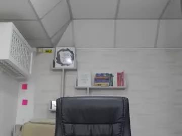 hellendesire from Chaturbate