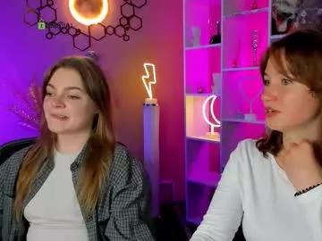helli_belli from Chaturbate