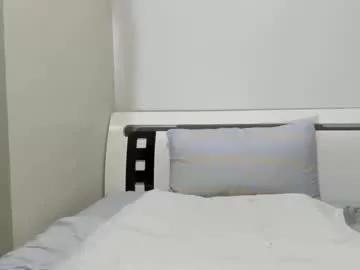 hottiepinay21 from Chaturbate