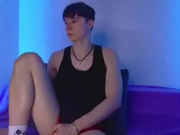 Naked Room hugebangins_ 