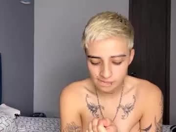 Naked Room im_laia_ 