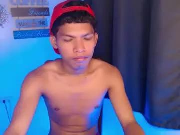 janlloyd04 from Chaturbate
