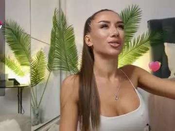 juliaquin from Chaturbate