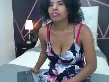 Naked Room kaya_taraji 