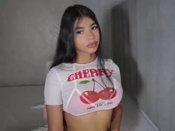 kellyfernandes from Chaturbate