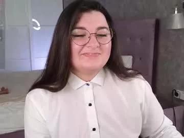 Naked Room kira_fire 