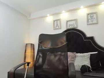 Naked Room landercruz 