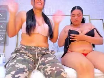 lexy_and_mia from Chaturbate