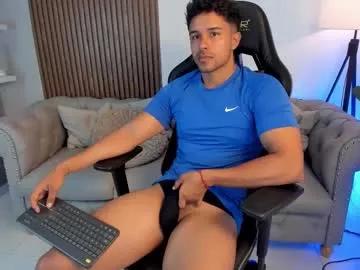 liam_colliins from Chaturbate
