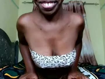 lil_paula from Chaturbate