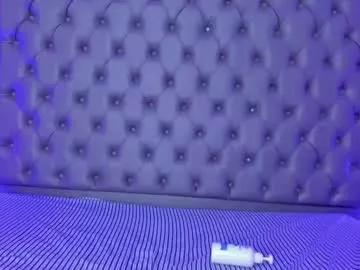 little_lilith_apple from Chaturbate