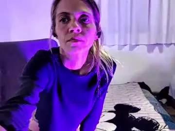 little_savage from Chaturbate