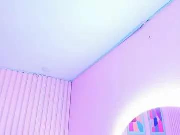little_vel from Chaturbate