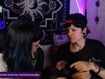 Naked Room lovelockedlips 