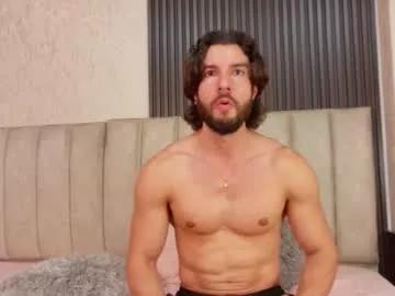 luciano_ferrer from Chaturbate
