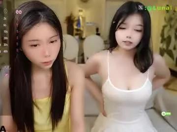 Naked Room luna_liu520 
