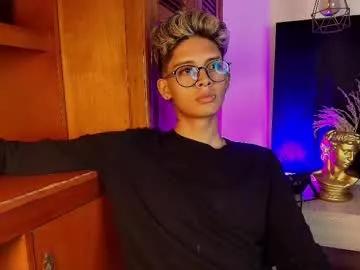 massimo_alessandro from Chaturbate