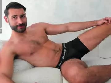 Naked Room mateoking_ 