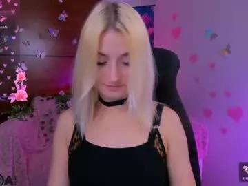 Naked Room melisa_white1 