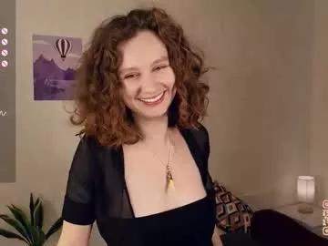 Naked Room mia_frizz 