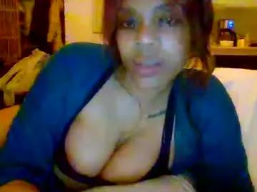 miamuffin8 from Chaturbate