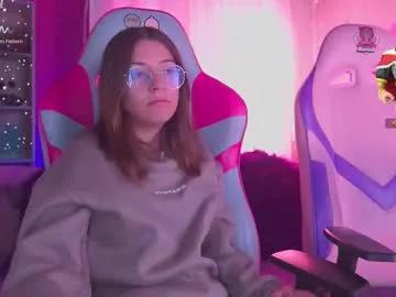 milly_kenner from Chaturbate