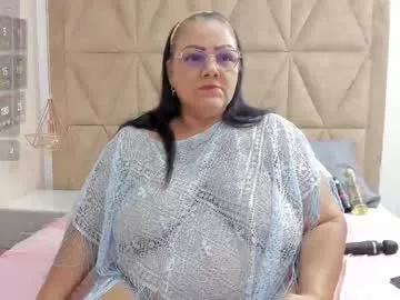 mommy_cute from Chaturbate