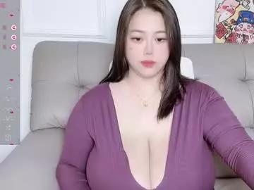 nanabigbobo from Chaturbate