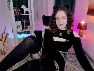 nanayoursoul from Chaturbate
