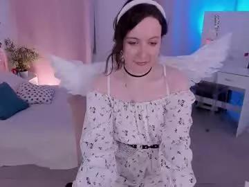 nanayoursoul from Chaturbate