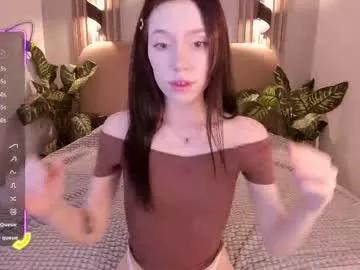 nikkimiltons from Chaturbate