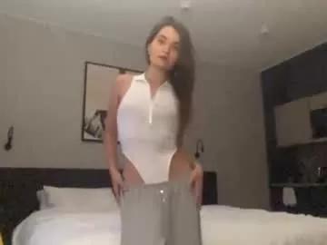 odeliadaidone from Chaturbate