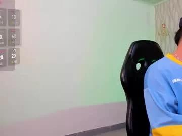 petesevans_1 from Chaturbate